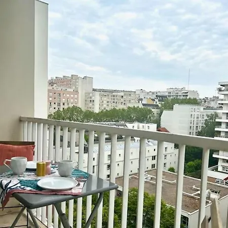 20e, 70m2 Calme Et Lumineux Avec 2 Balcons