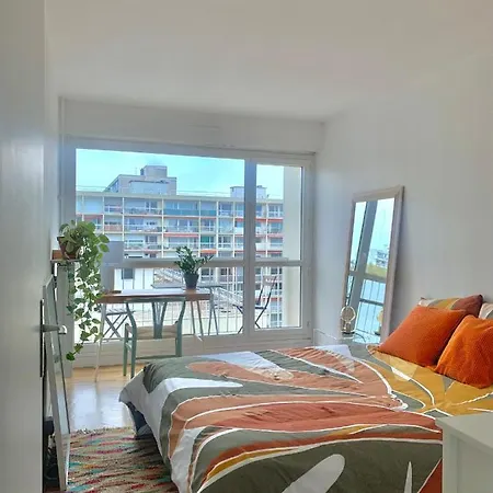 20e, 70m2 Calme Et Lumineux Avec 2 Balcons Paris